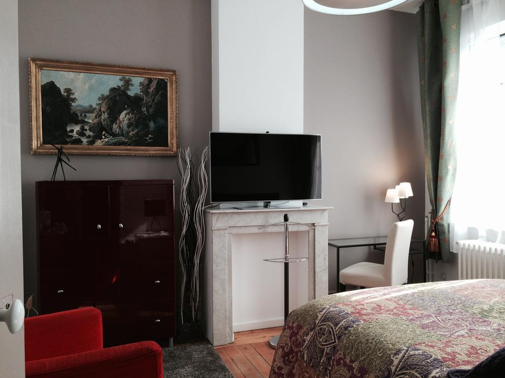 Chambres Et Table D'Hotes La Belle Lensoise Rom bilde